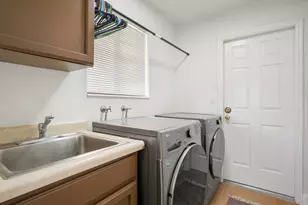 840 S 400 E, Saint George, UT 84770 - Photo 19