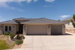 879 N Sandy Talus Dr, Washington, UT 84780 - Photo 1