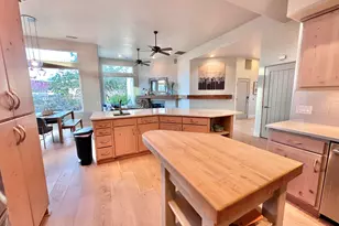 8 Basalt Cir, Santa Clara, UT 84765 - Photo 9