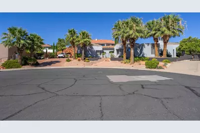 301 N Fairway Cir, Washington, UT 84780 - Photo 3