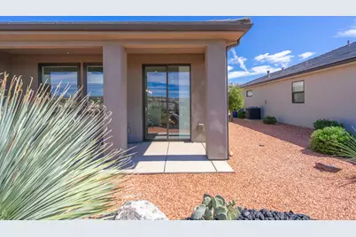 1031 W Jonathon Dr, Washington, UT 84780 - Photo 51