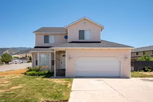 1582 N Cedar Blvd, Cedar City, UT 84720 - Photo 1