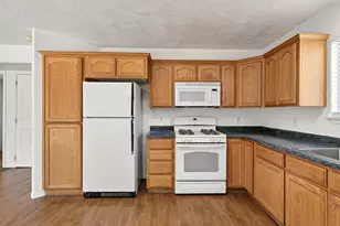 1582 N Cedar Blvd, Cedar City, UT 84720 - Photo 13