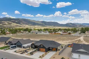 932 E Winchester Dr, Enoch, UT 84021 - Photo 41