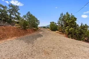 442 E Pine View Dr, Central, UT 84722 - Photo 43