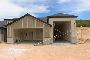 611 S Renze Adams St, Cedar City, UT 84720 - Photo 3