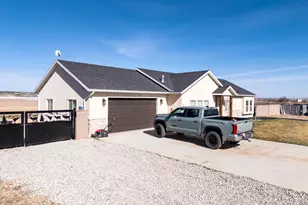 5863 N 3425 W, Cedar City, UT 84721 - Photo 3