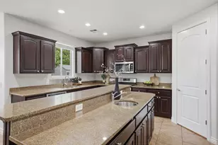 1872 S 20 E, Washington, UT 84780 - Photo 9