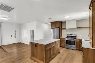 140 E 300 N, Ivins, UT 84738 - Photo 11