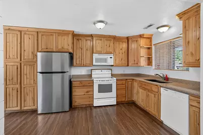 1667 Southhill Dr, Santa Clara, UT 84765 - Photo 17