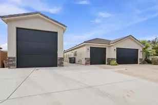 3575 W 2900 S, Hurricane, UT 84737 - Photo 39