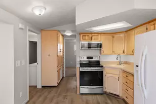 1150 W Red Hills Pkwy, Washington, UT 84780 - Photo 5