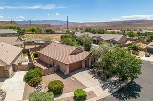 562 N West Ledge Parkway E, Washington, UT 84780 - Photo 49