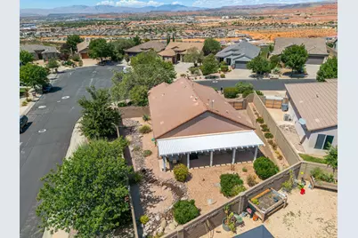 562 N West Ledge Parkway E, Washington, UT 84780 - Photo 45