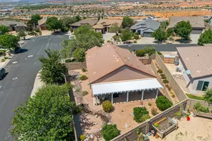 562 N West Ledge Parkway E, Washington, UT 84780 - Photo 45