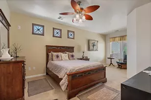 562 N West Ledge Parkway E, Washington, UT 84780 - Photo 15