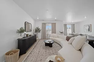 1727 S Viewcrest Dr, Washington, UT 84780 - Photo 1