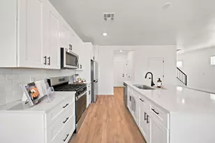 1727 S Viewcrest Dr, Washington, UT 84780 - Photo 13
