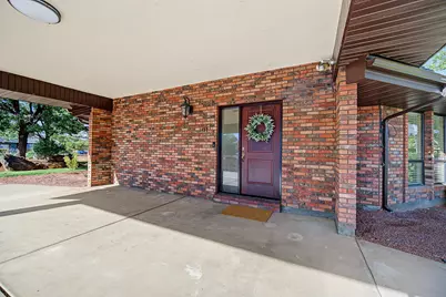 1137 W Goldenrod Cir, Saint George, UT 84790 - Photo 5