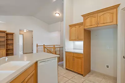 145 N Mall Dr #26, Saint George, UT 84790 - Photo 17