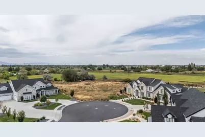 427 N 2400 W, Marriott-Slaterville City, UT 84404 - Photo 3