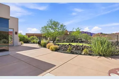 2386 Chaco Trail, Saint George, UT 84770 - Photo 25