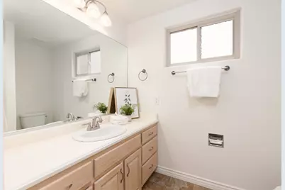 2162 S San Juan Cir, Saint George, UT 84790 - Photo 35
