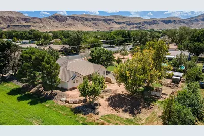 628 S 700 W, Hurricane, UT 84737 - Photo 7