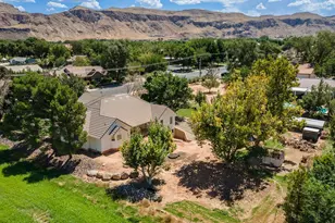 628 S 700 W, Hurricane, UT 84737 - Photo 7