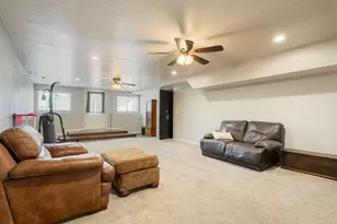 628 S 700 W, Hurricane, UT 84737 - Photo 21