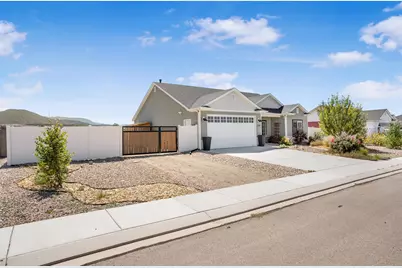 1318 E Southern Homestead Blvd, Enoch, UT 84721 - Photo 31