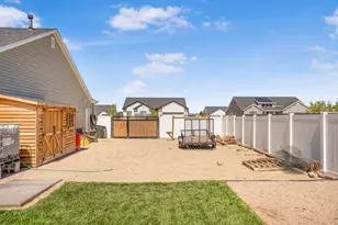 1318 E Southern Homestead Blvd, Enoch, UT 84721 - Photo 21
