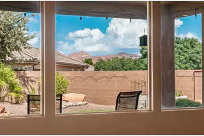 1100 W Waverley St, Washington, UT 84780 - Photo 19