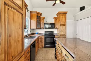 172 E 100 S, Ivins, UT 84738 - Photo 7