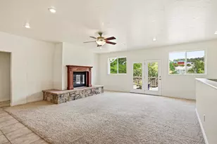 937 S Laurie Ln, Cedar City, UT 84720 - Photo 9