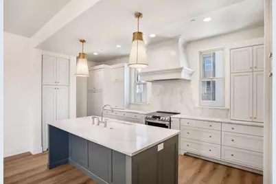720 W Vista Sur Ln #16, Saint George, UT 84790 - Photo 11