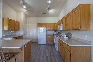 1610 W 100 N, Saint George, UT 84770 - Photo 17