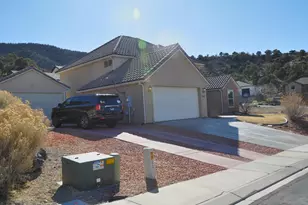 1082 E Matchstick Way, Cedar City, UT 84721 - Photo 3