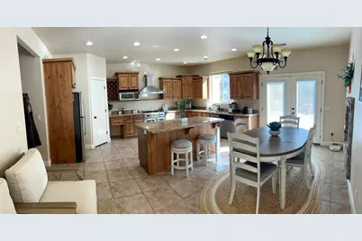 1082 E Matchstick Way, Cedar City, UT 84721 - Photo 11