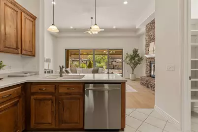 4945 Accolade Cir, Saint George, UT 84790 - Photo 13