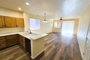 2158 N Silverstone Way, Washington, UT 84780 - Photo 5