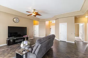 216 S 2490 St E, Saint George, UT 84790 - Photo 9