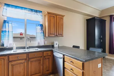 216 S 2490 St E, Saint George, UT 84790 - Photo 13