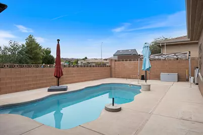 216 S 2490 St E, Saint George, UT 84790 - Photo 17