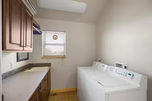 2012 S High Cedar View Dr, Cedar City, UT 84720 - Photo 23