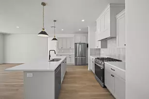 2453 E Malitsoh Way, Saint George, UT 84790 - Photo 11