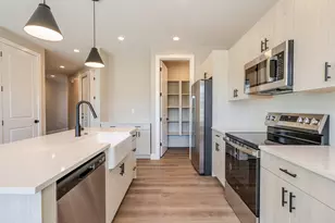2590 Cougar Trl, Santa Clara, UT 84765 - Photo 11