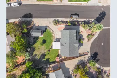 2587 Chaparral Cir, Santa Clara, UT 84765 - Photo 7