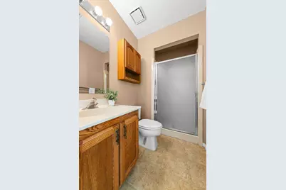 637 N Ridge View Dr, Saint George, UT 84770 - Photo 17