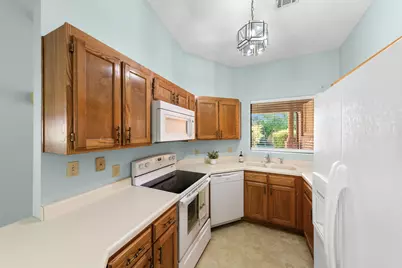 637 N Ridge View Dr, Saint George, UT 84770 - Photo 7